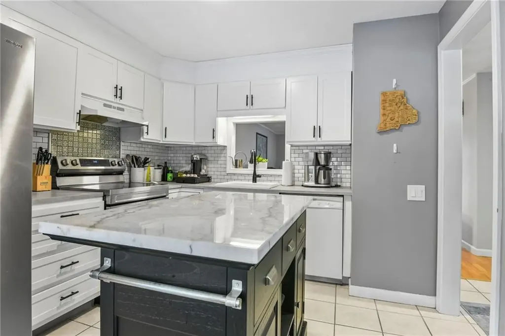 125 Trellis Drive West Warwick RI 02893