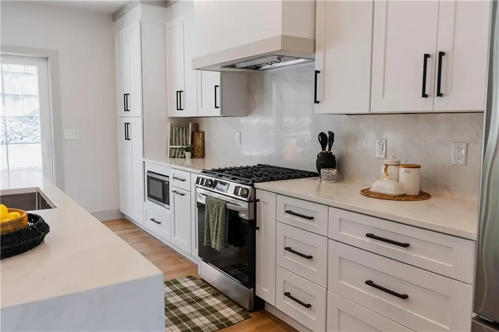 299 Jastram Street Providence RI 02908