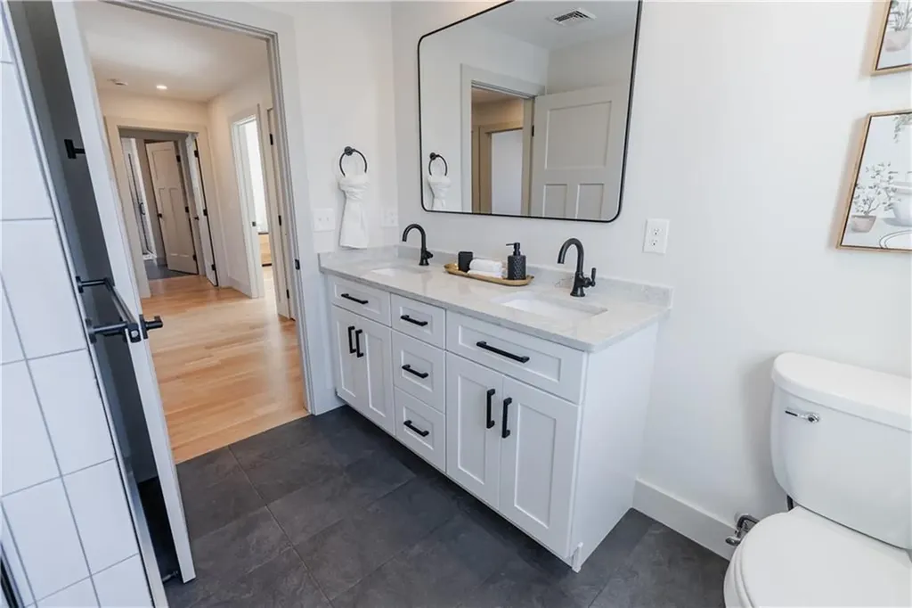 299 Jastram Street Providence RI 02908