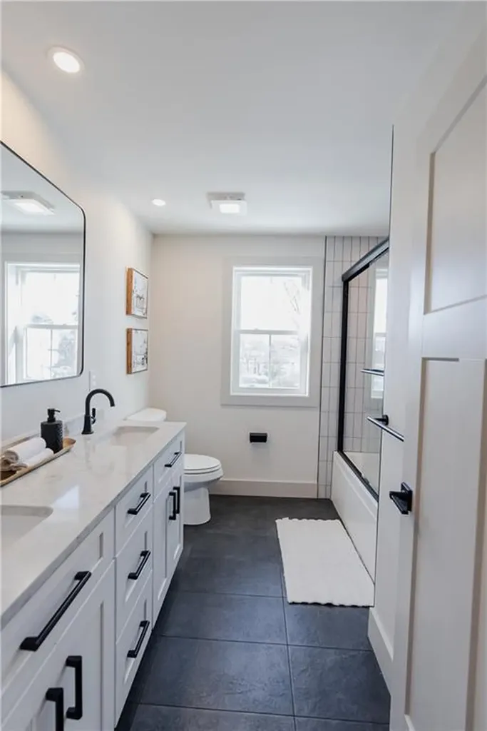 299 Jastram Street Providence RI 02908