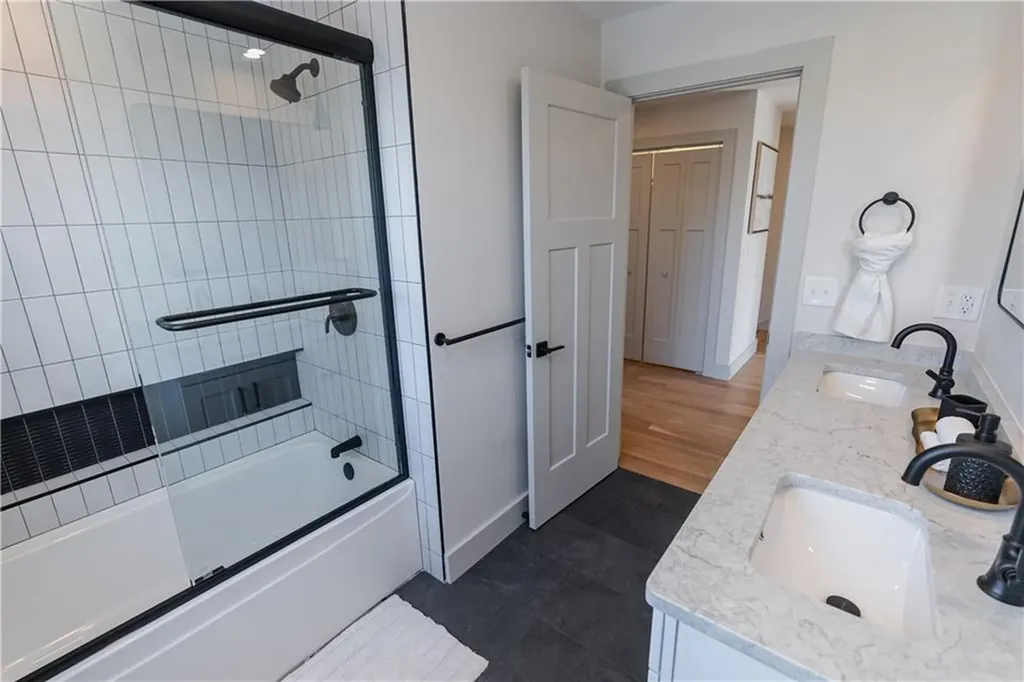 299 Jastram Street Providence RI 02908