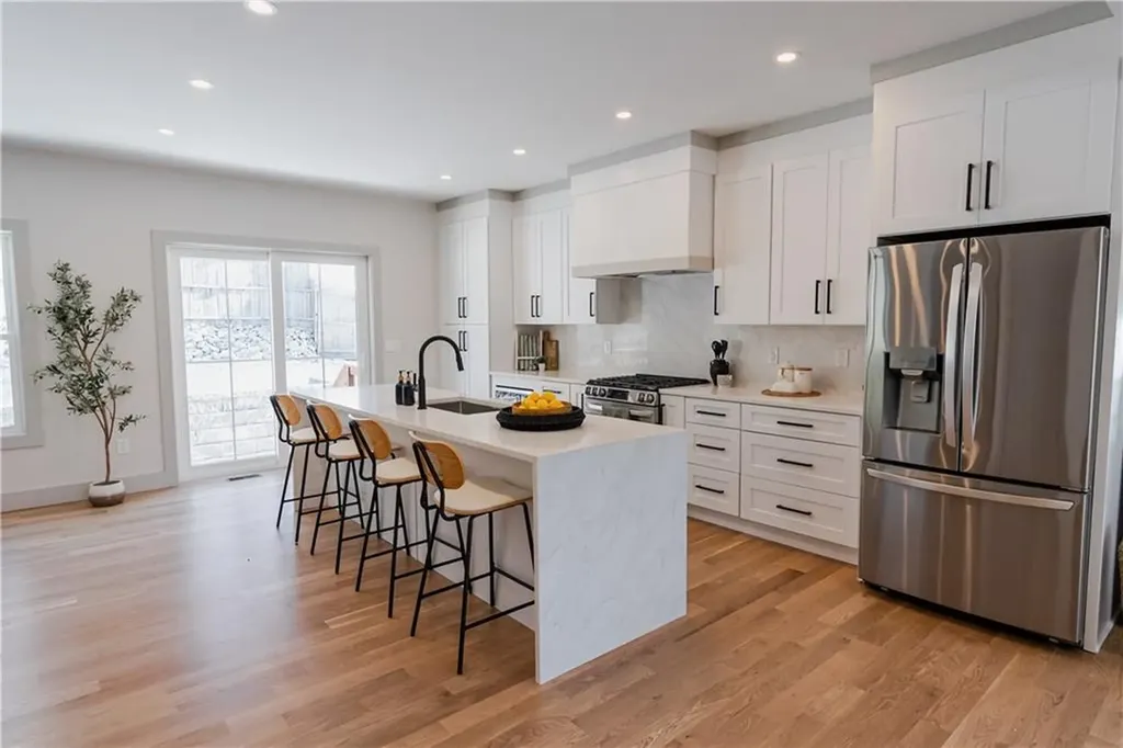 299 Jastram Street Providence RI 02908