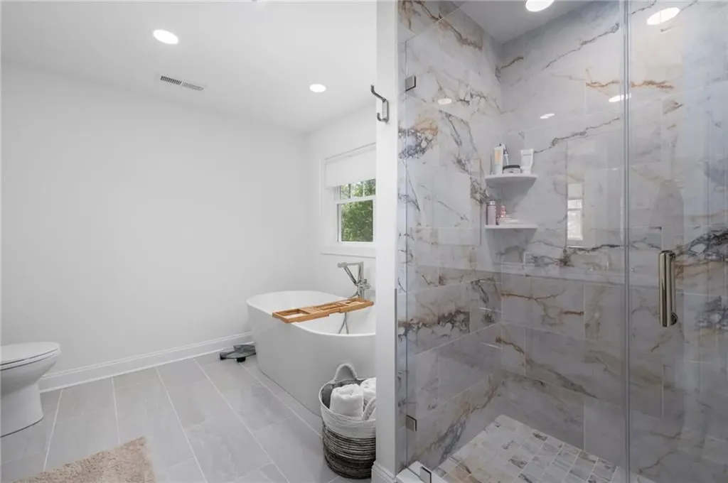 73 Lantern Hill Drive Cranston RI 02921