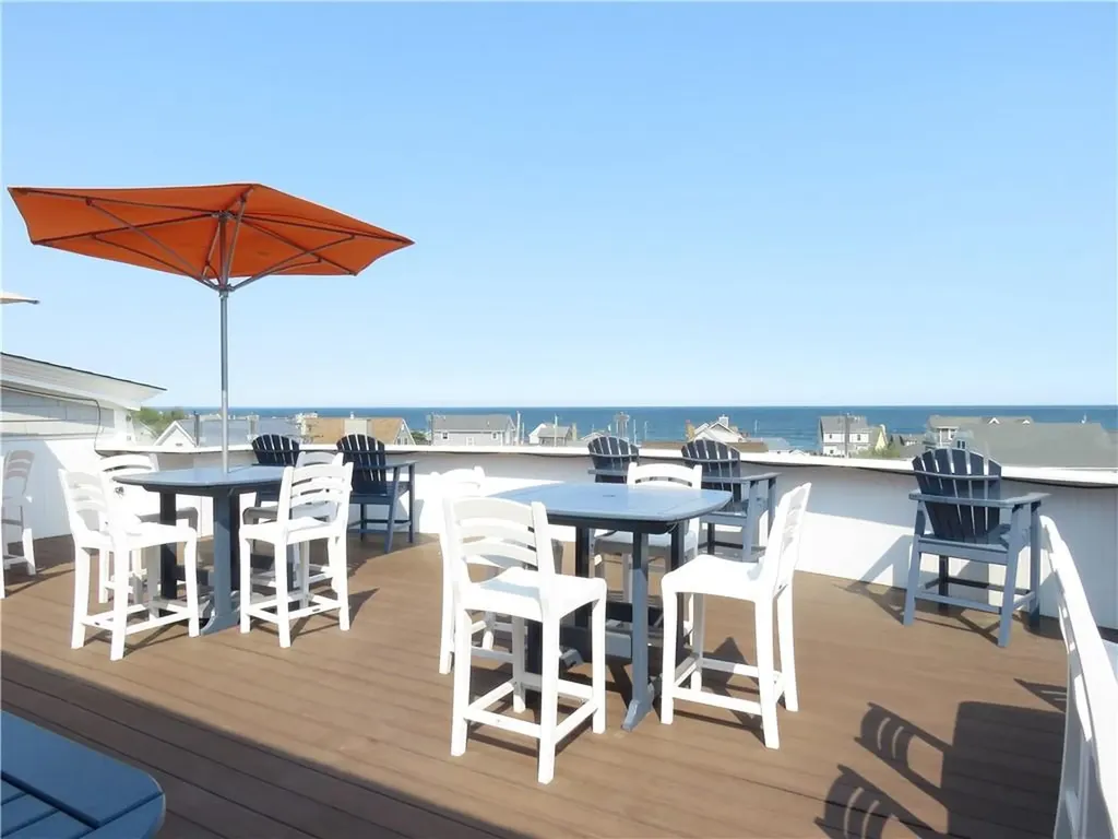 1208 Ocean Road Narragansett RI 02882