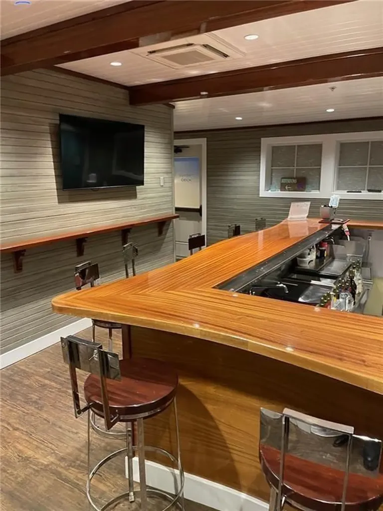 1208 Ocean Road Narragansett RI 02882