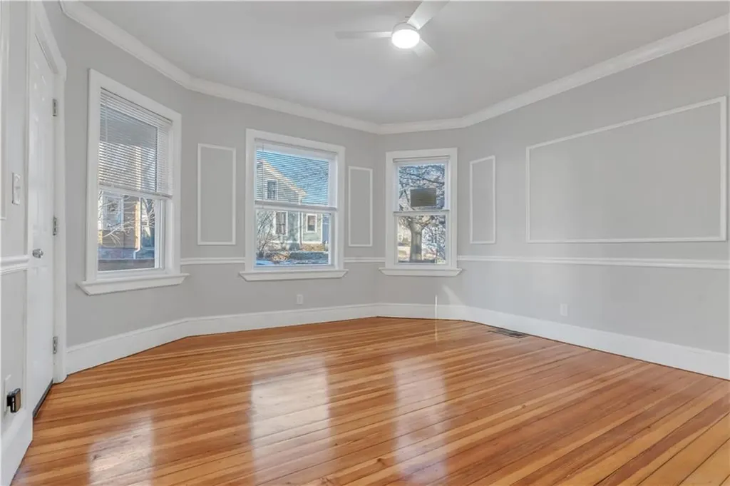 382 Orms Street Providence RI 02908