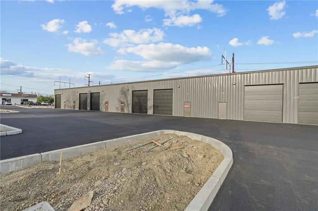 2360 Plainfield Pike Cranston RI 02921