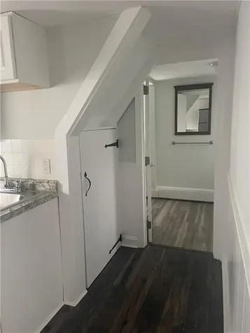 10 Ryan Avenue Bristol RI 02809