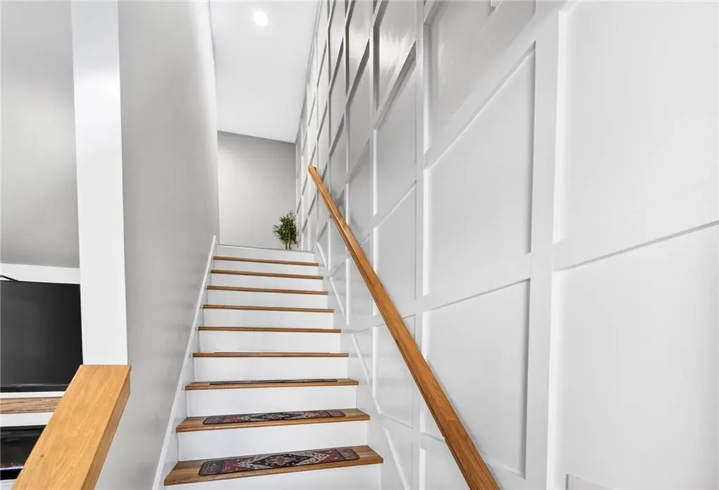 91 Joe Fromms Way West Warwick RI 02893