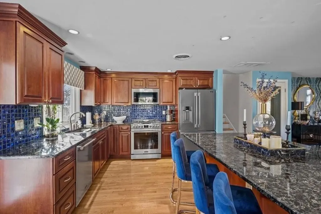210 Summit Drive Cranston RI 02920