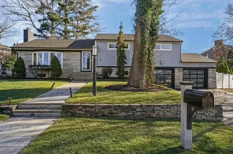 210 Summit Drive Cranston RI 02920