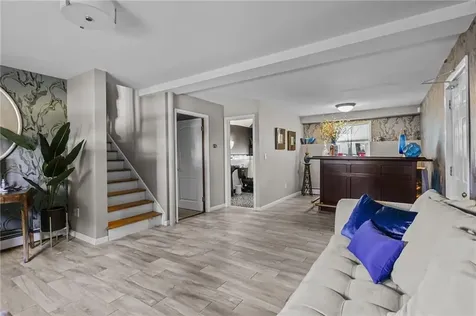 210 Summit Drive Cranston RI 02920