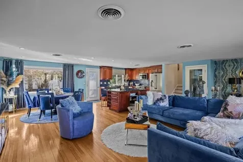 210 Summit Drive Cranston RI 02920