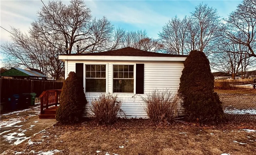 139 Ottawa Avenue Warwick RI 02889