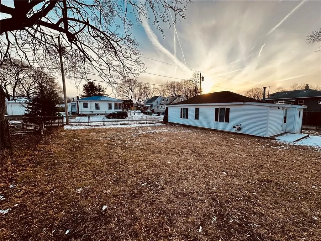 139 Ottawa Avenue Warwick RI 02889