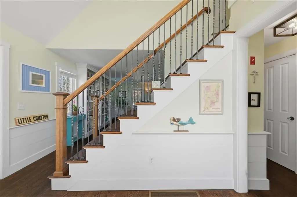 128 Maple Avenue Little Compton RI 02837