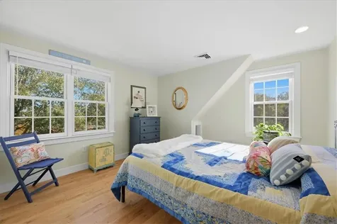 128 Maple Avenue Little Compton RI 02837