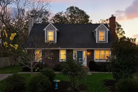 128 Maple Avenue Little Compton RI 02837