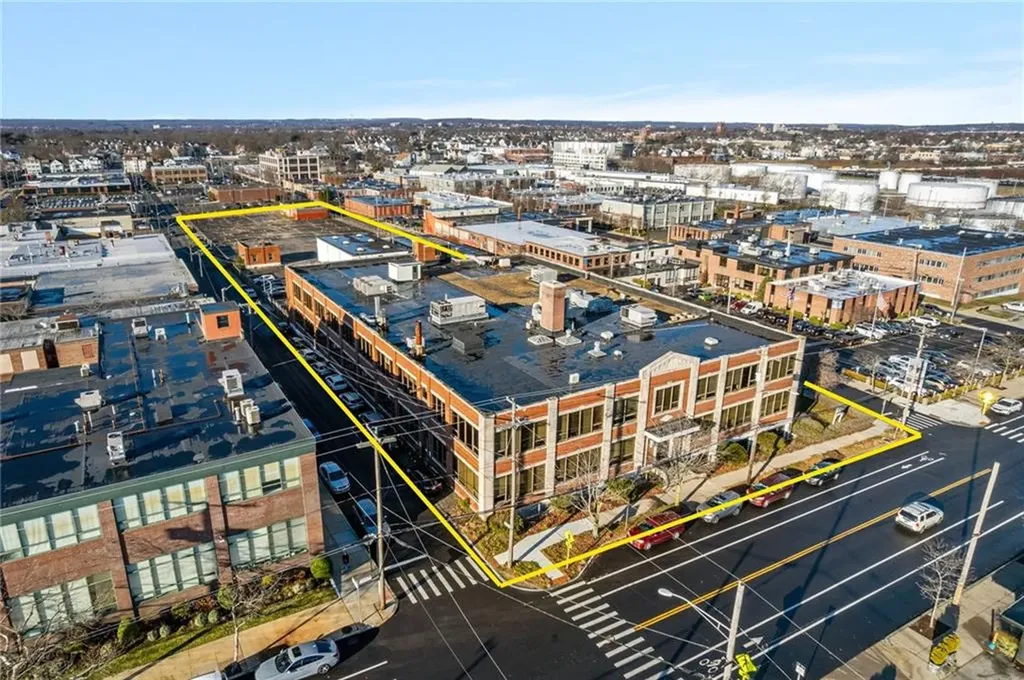 735 Allens Avenue Providence RI 02905