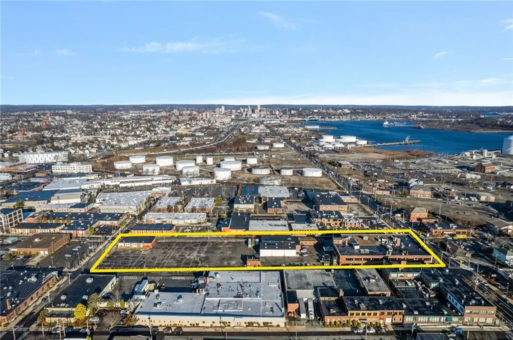735 Allens Avenue Providence RI 02905