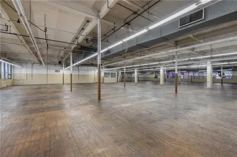 735 Allens Avenue Providence RI 02905