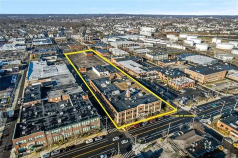735 Allens Avenue Providence RI 02905