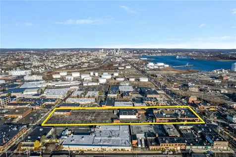 735 Allens Avenue Providence RI 02905