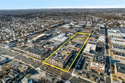 735 Allens Avenue Providence RI 02905