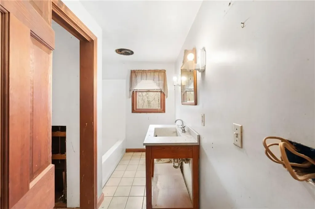 604 Stony Fort Road South Kingstown RI 02874