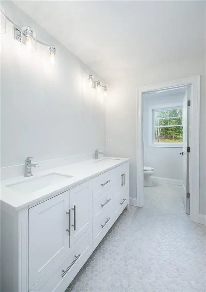 3 Upper Farm Way Johnston RI 02919