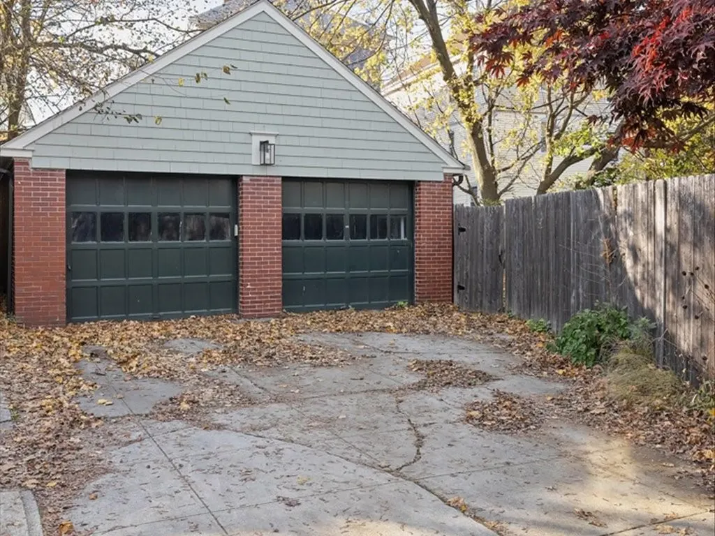 642 Pleasant Valley Parkway Providence RI 02908