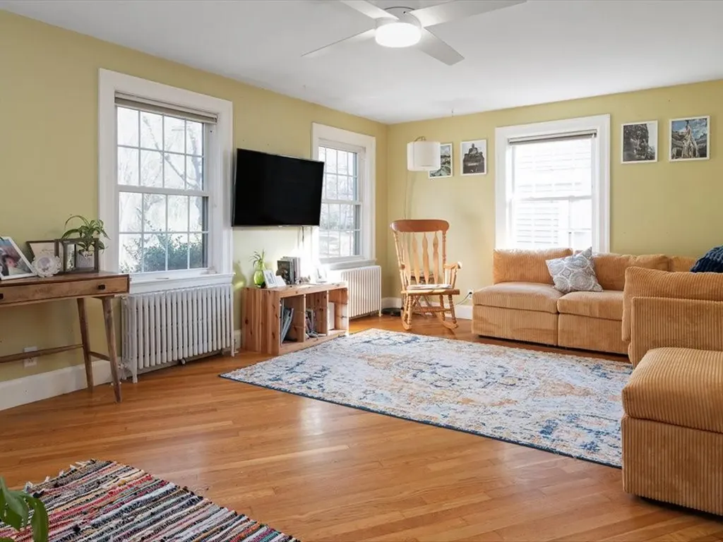 642 Pleasant Valley Parkway Providence RI 02908