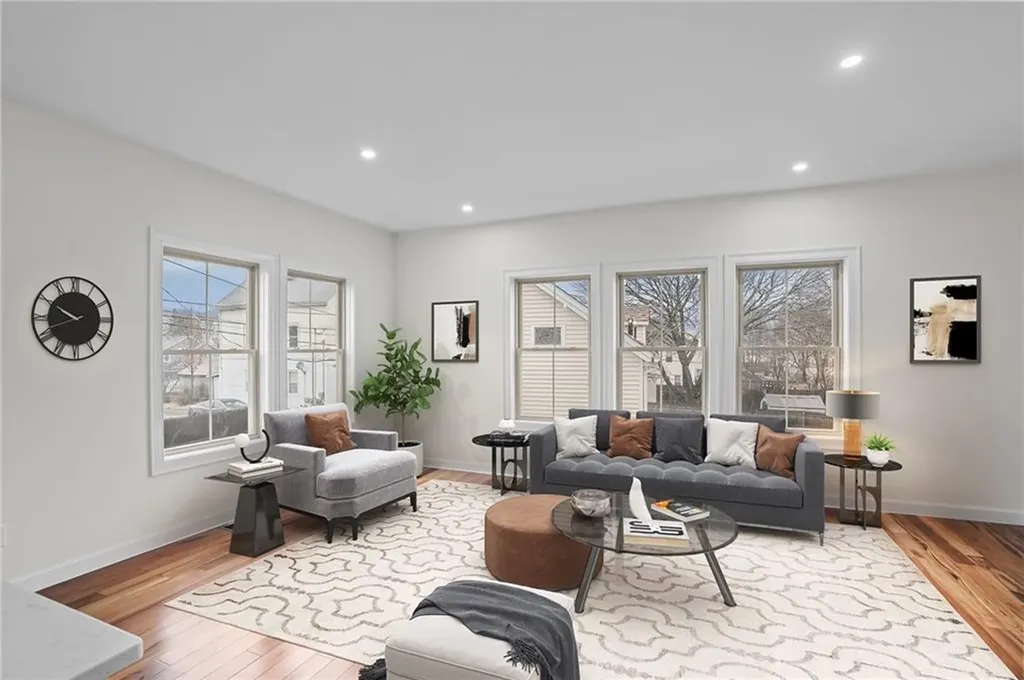 11 Stone Street Providence RI 02904