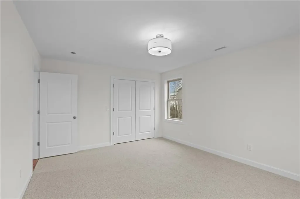 11 Stone Street Providence RI 02904