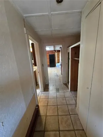 22 Oak Street Hopkinton RI 02804