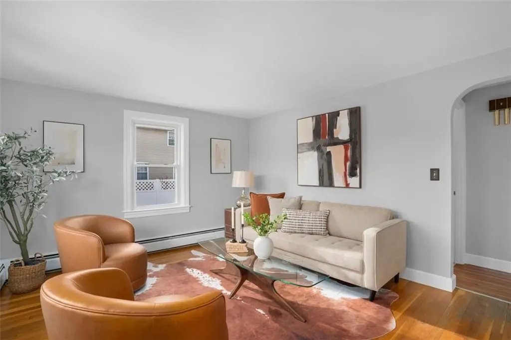 77 Buttonwoods Avenue Warwick RI 02886