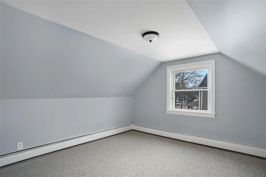 77 Buttonwoods Avenue Warwick RI 02886