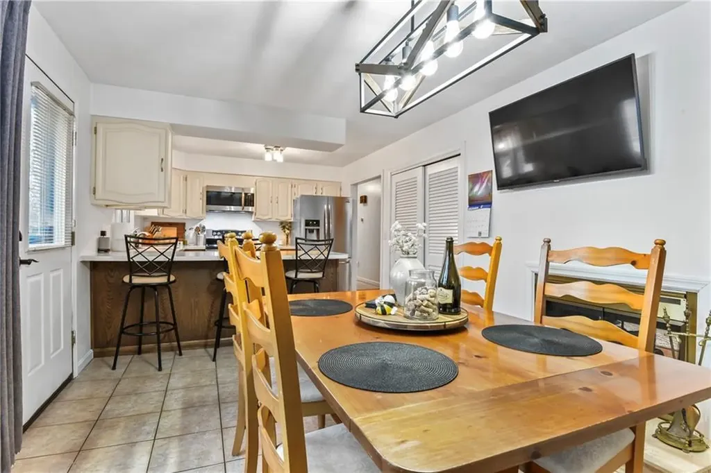 11 Genoa Street North Providence RI 02904