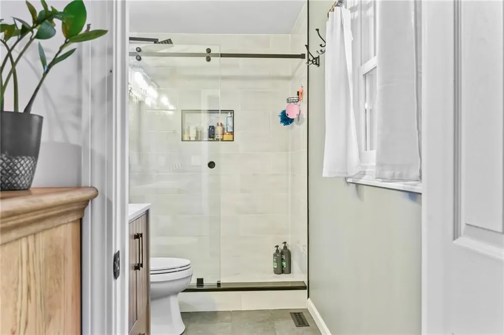 11 Genoa Street North Providence RI 02904