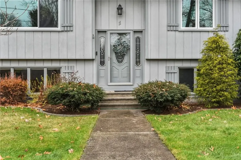 11 Genoa Street North Providence RI 02904