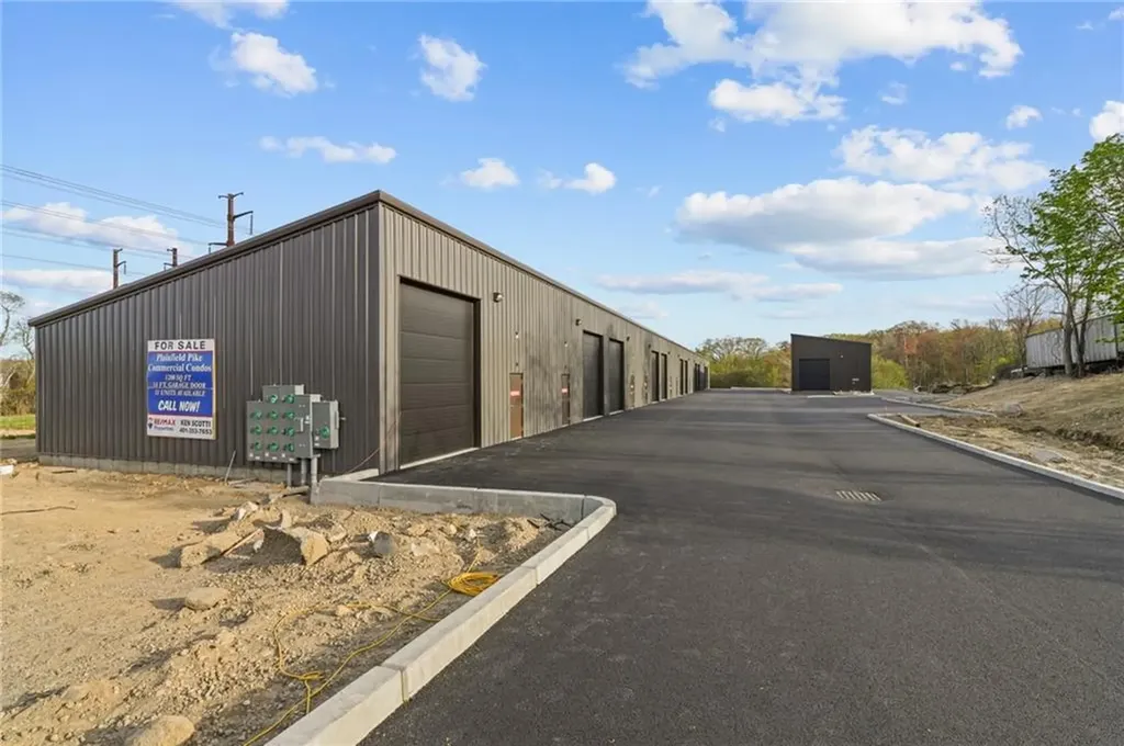 2360 Plainfield Pike Cranston RI 02921