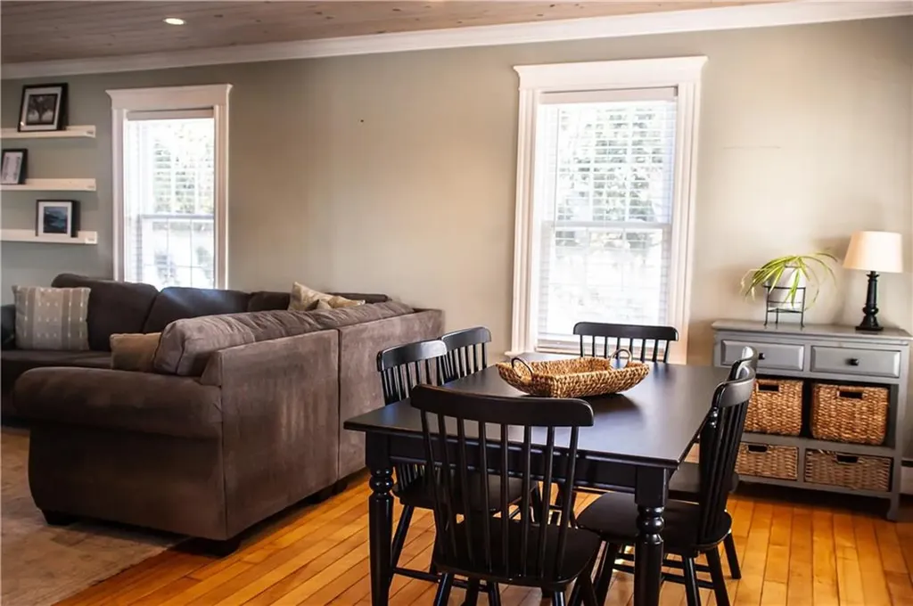 7 Squantum Street Cranston RI 02920