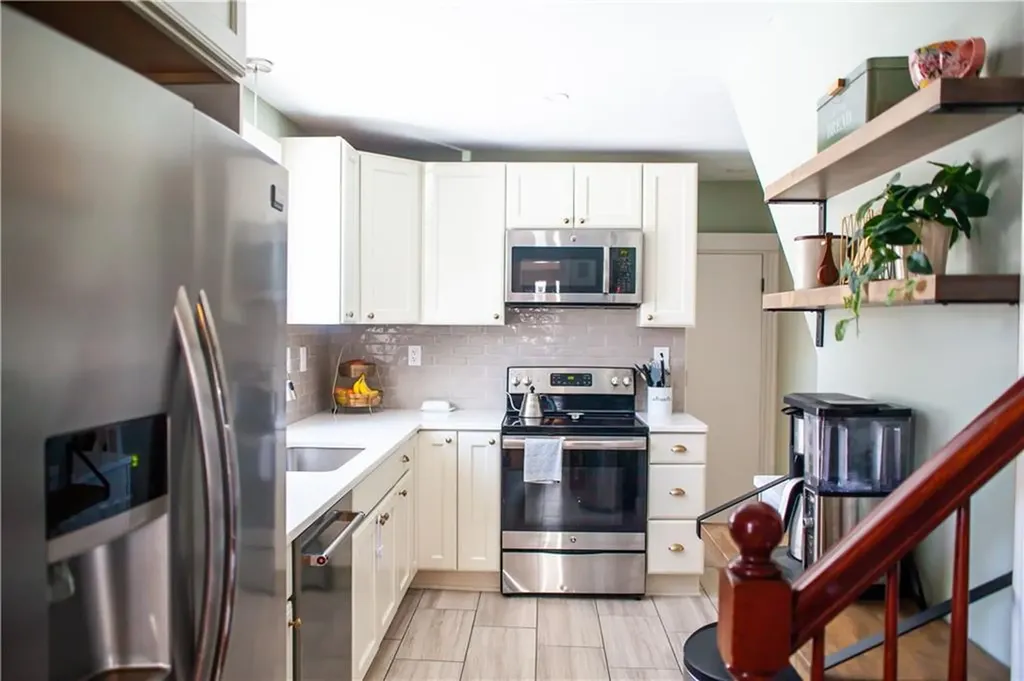 7 Squantum Street Cranston RI 02920