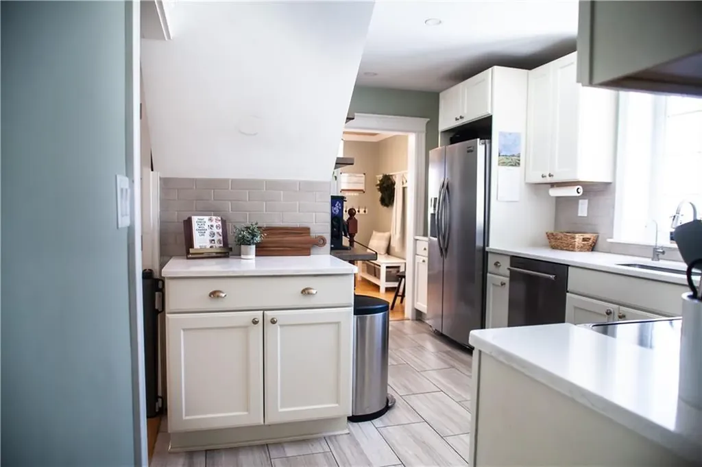 7 Squantum Street Cranston RI 02920