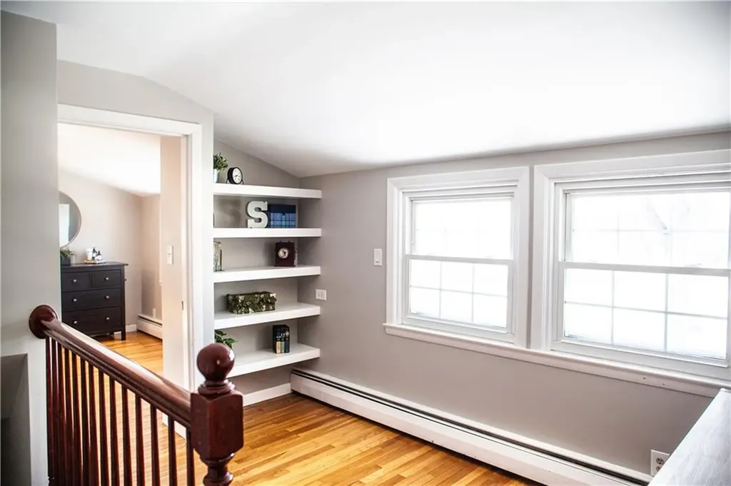 7 Squantum Street Cranston RI 02920