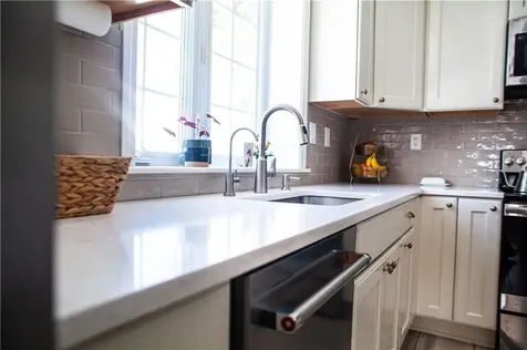 7 Squantum Street Cranston RI 02920