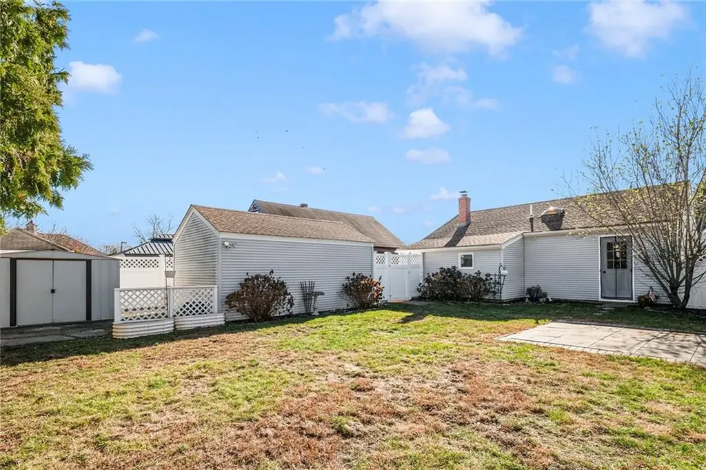 350 Fort Street East Providence RI 02914