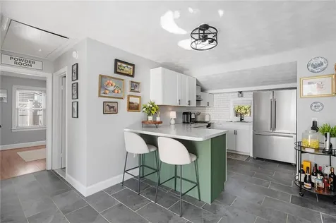 350 Fort Street East Providence RI 02914