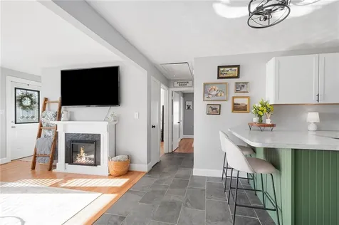 350 Fort Street East Providence RI 02914