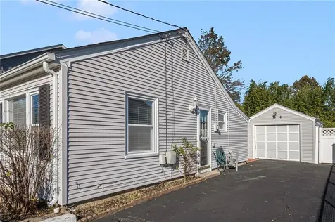 350 Fort Street East Providence RI 02914